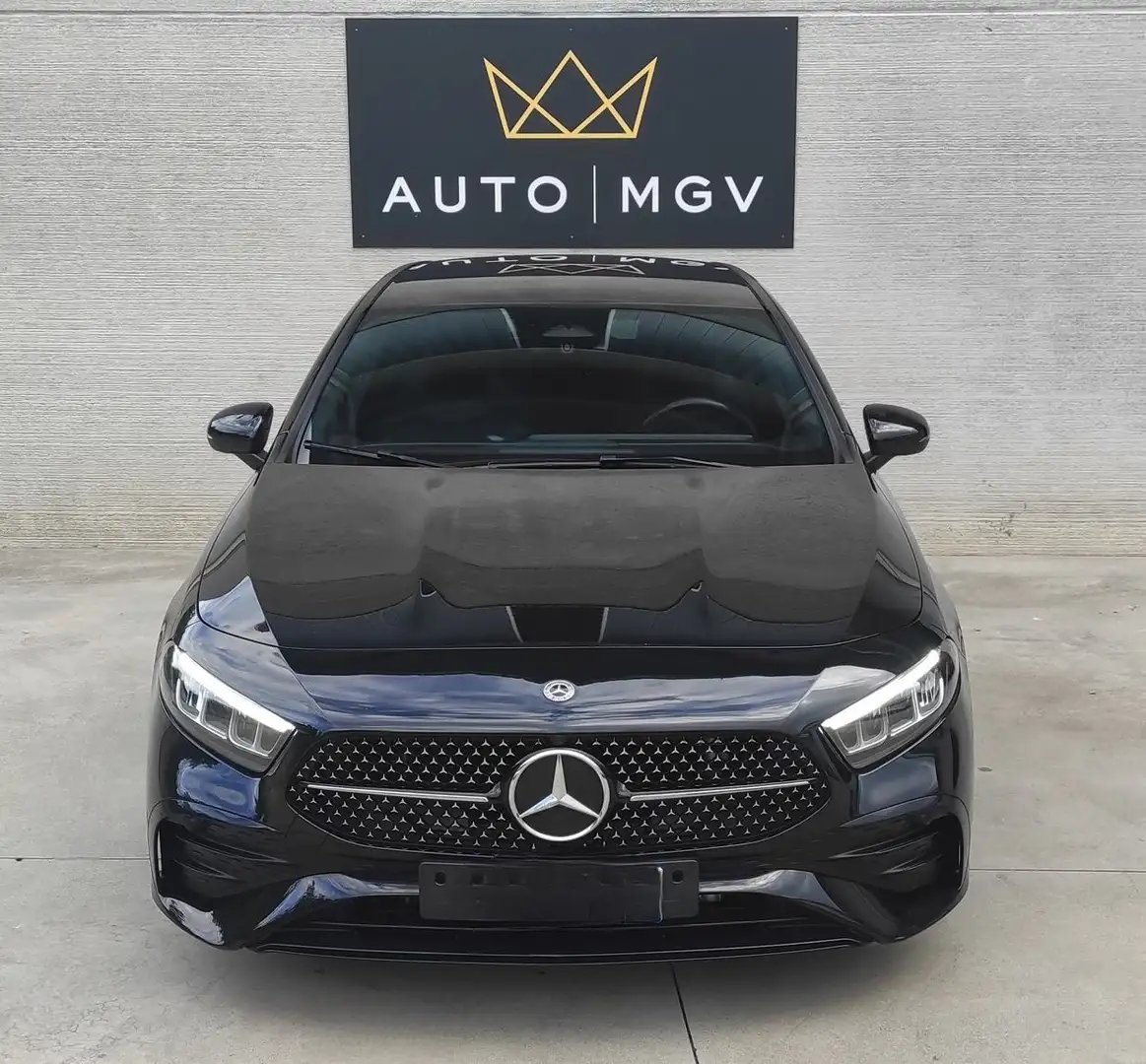 Mercedes-Benz A 180 A 180 d W177 2023 AMG Line Premium auto * PROMO Black - 2