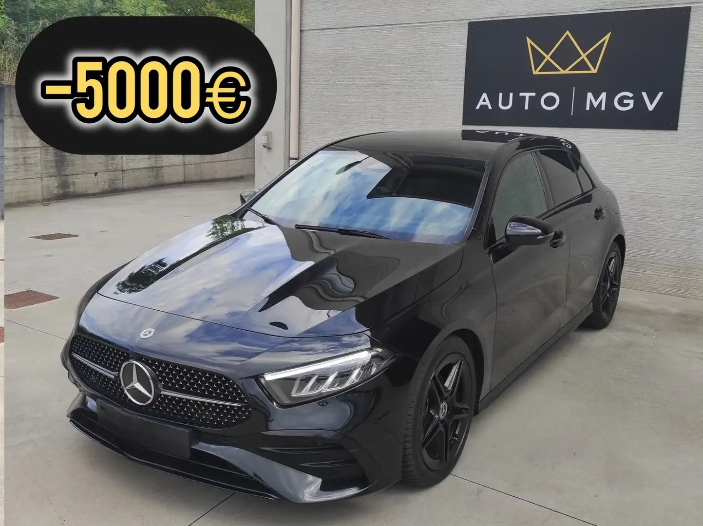 Mercedes-Benz A 180 A 180 d W177 2023 AMG Line Premium auto * PROMO Black - 1