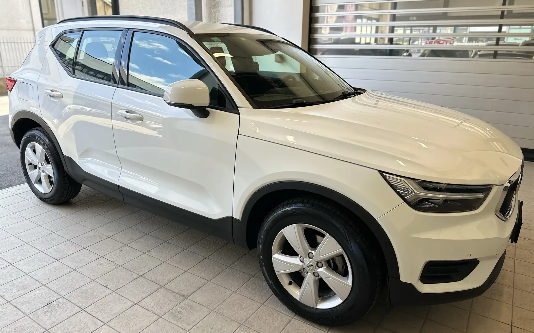 Volvo XC40 2.0 d3 Inscription awd auto my21 - 1