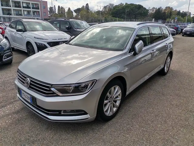 Volkswagen Passat Variant 2.0 TDI DSG Business BlueMotion Tech