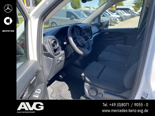 Mercedes-Benz Vito view 7