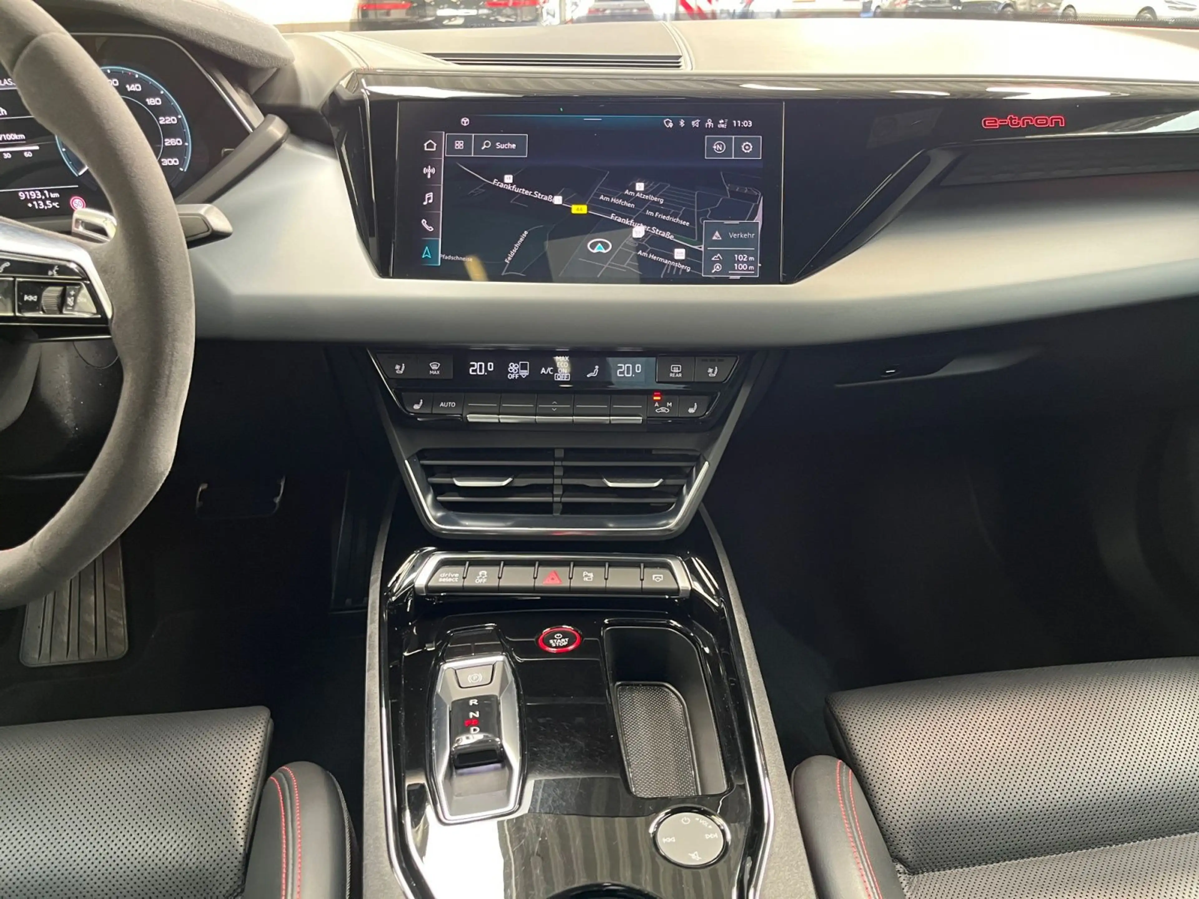 Audi RS e-tron GT MATRIX/PANO/WÄRMEPUMPE/HUD/360°VIEW — photo 15