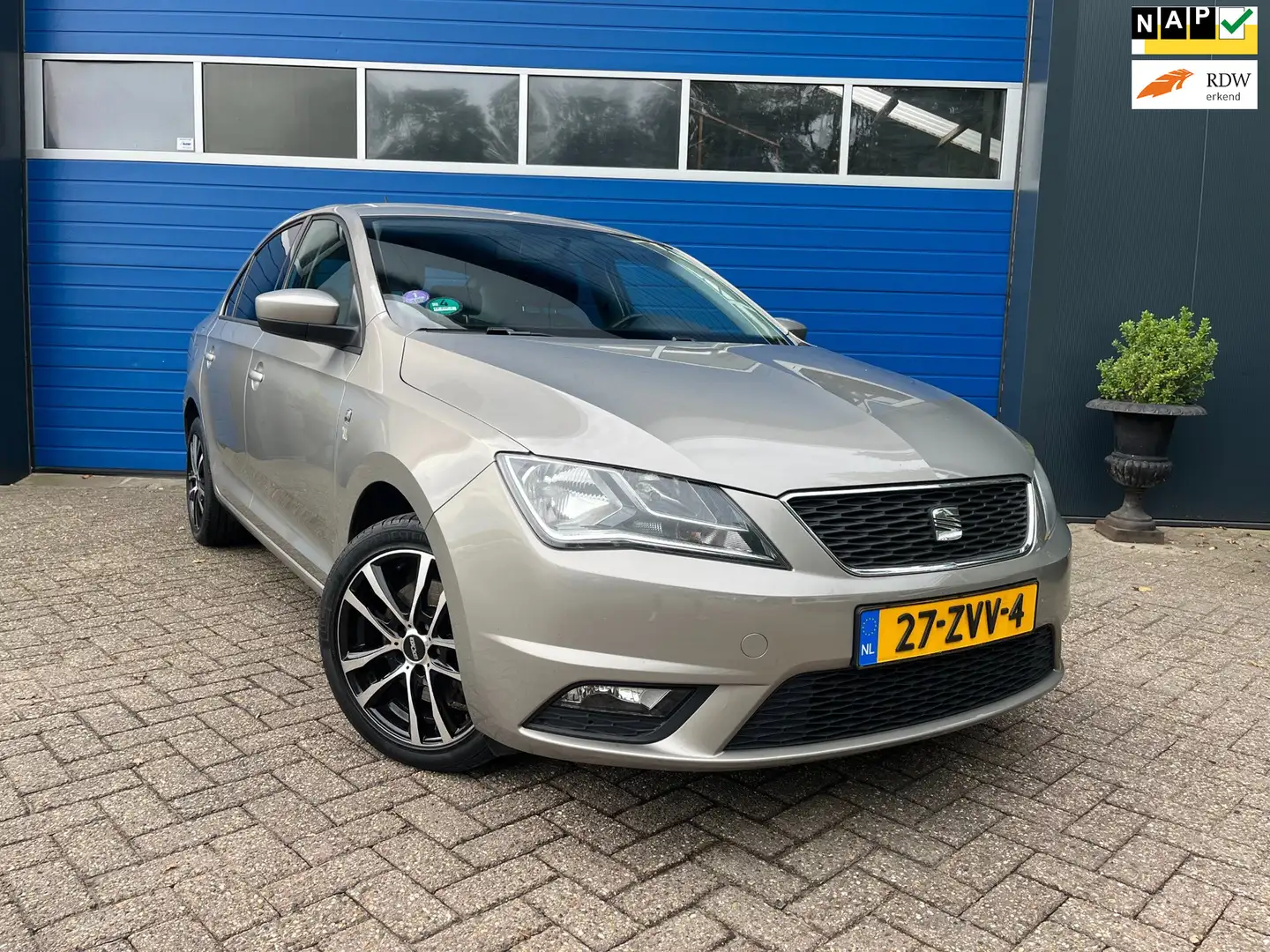 SEAT Toledo 1.2 TSI Businessline High|Climate|Navi|1ste Eig. Beige - 1
