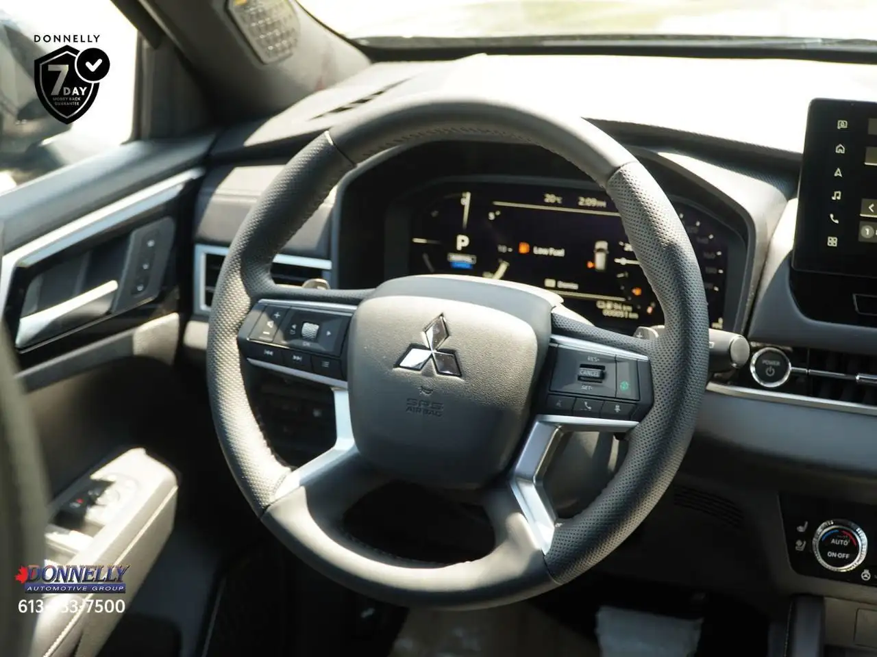 Mitsubishi Outlander снимка Mitsubishi Outlander