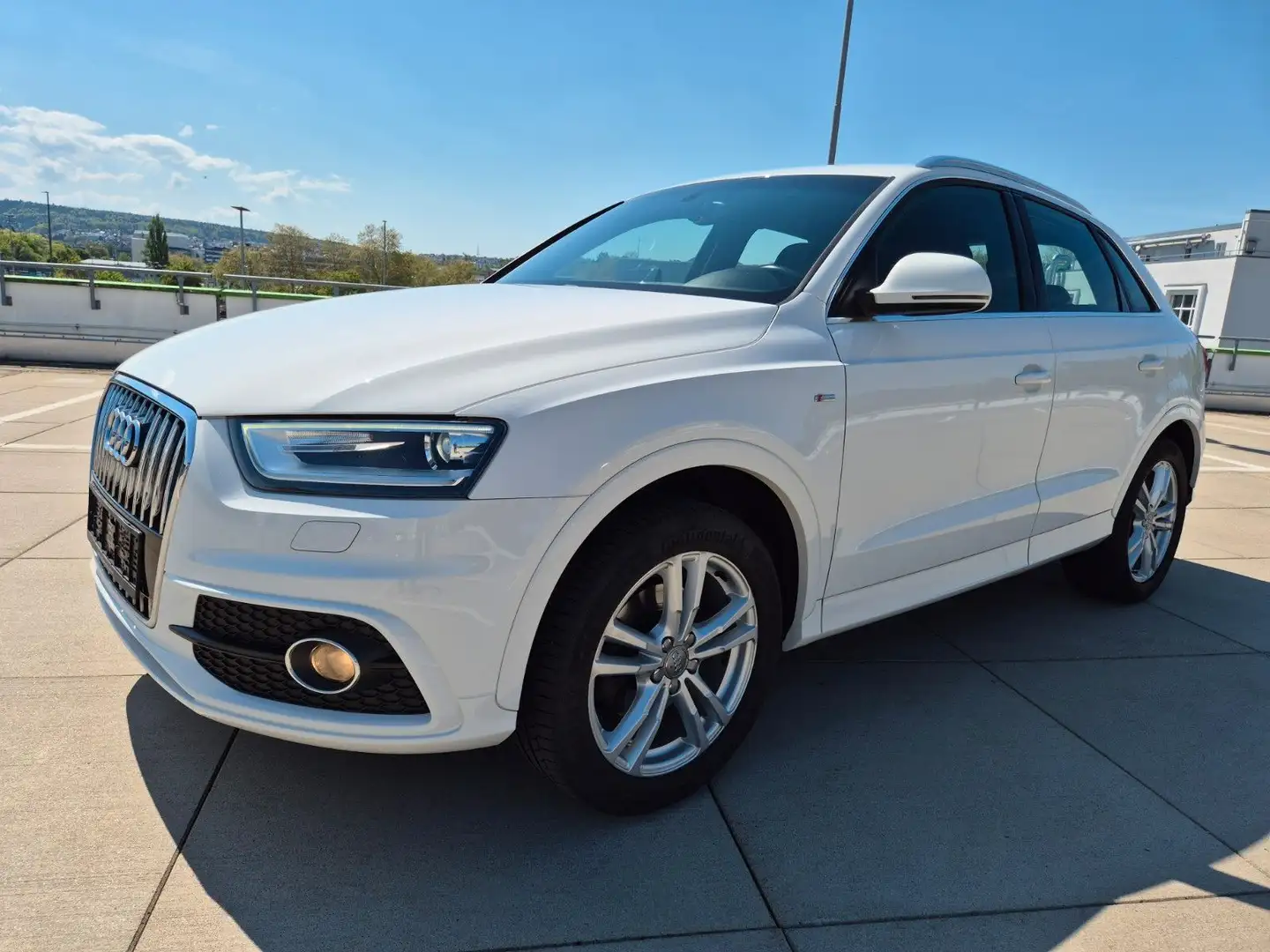 Audi Q3 1.4 TFSI 1-Hd. S-Line/Plus SHZ NAVI EU6 Blanc - 1
