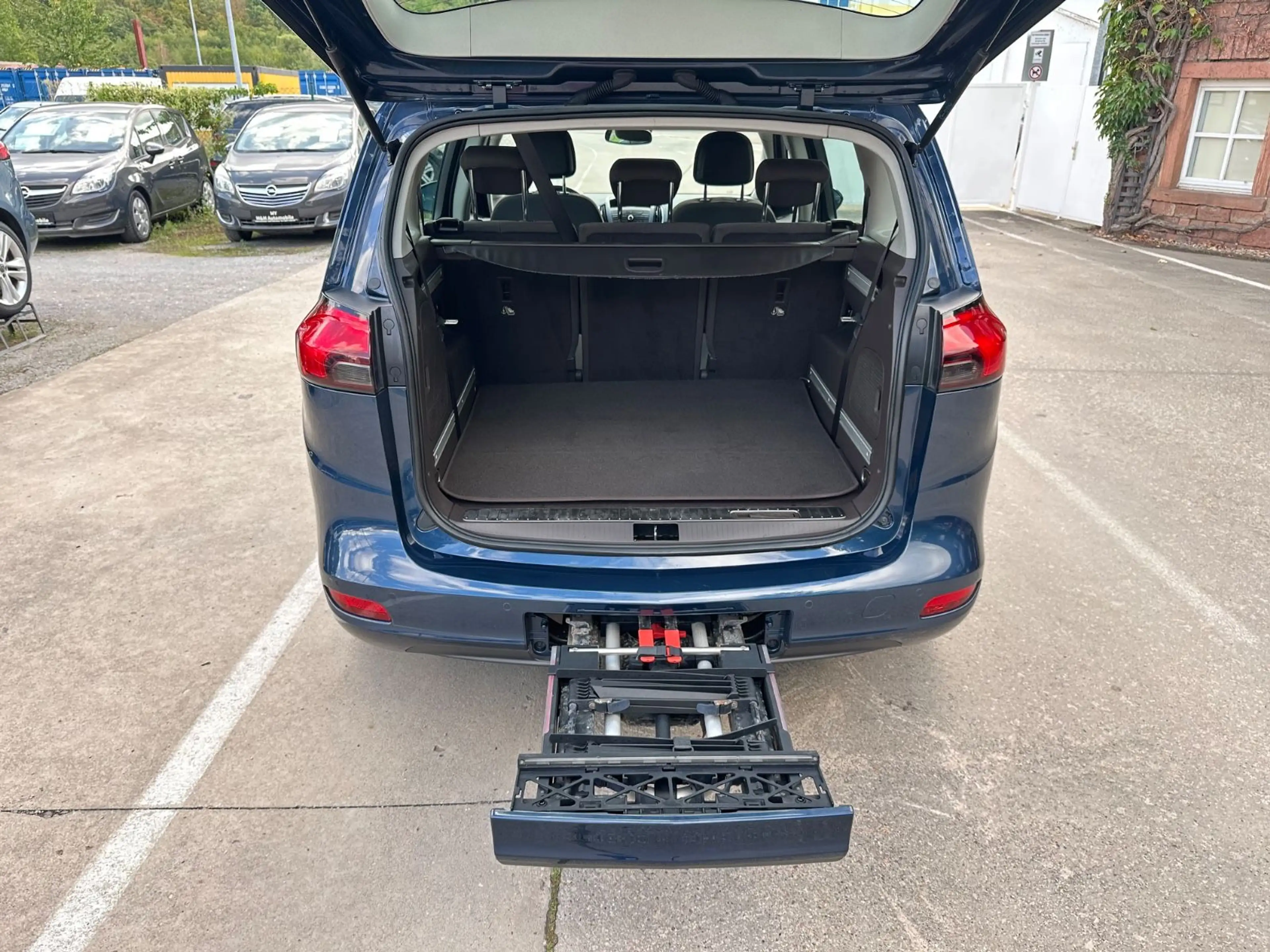 Opel Zafira C 1.4 Tourer Edition /7 Sitze/Sitzheizung — photo 13