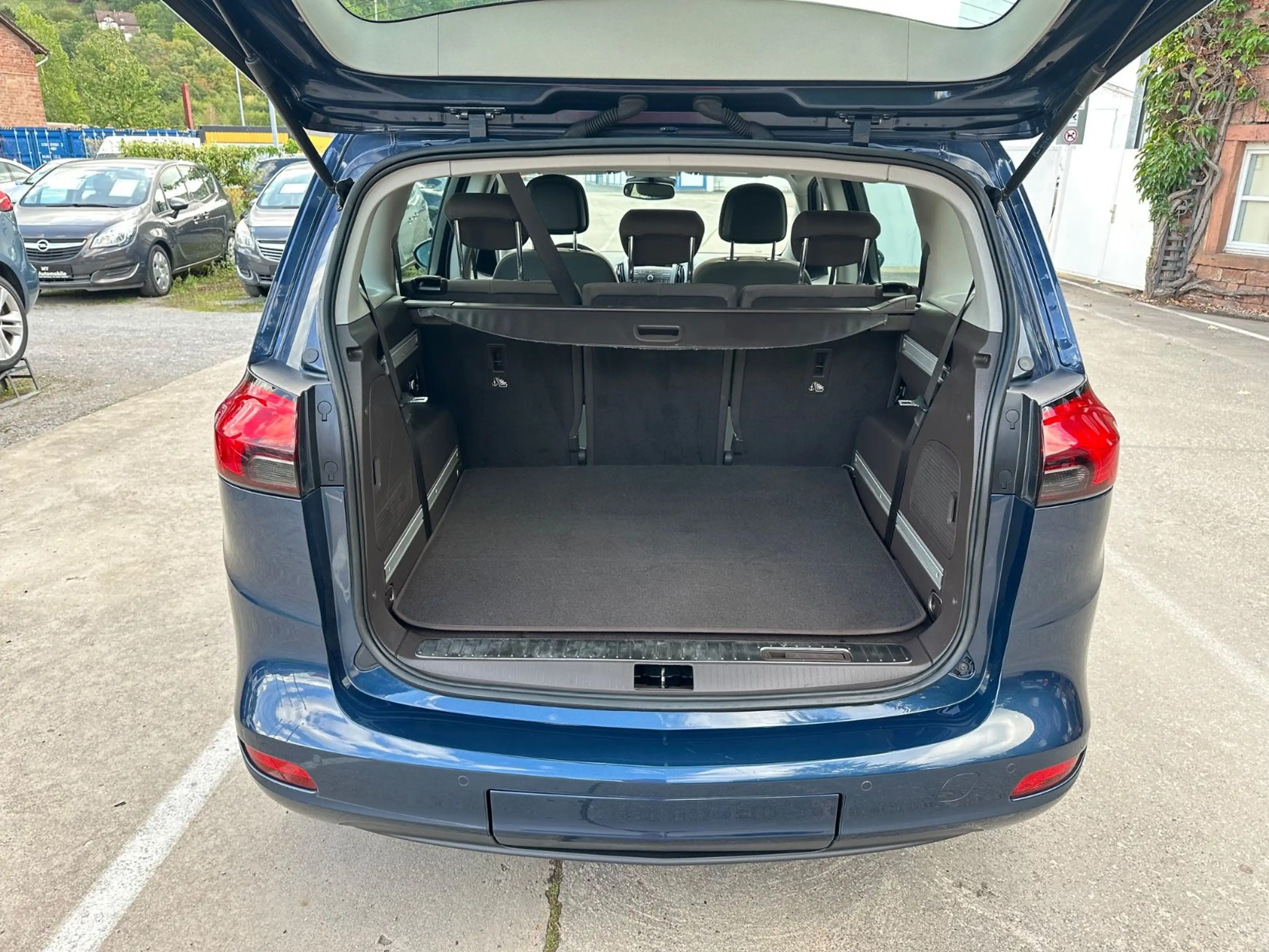 Opel Zafira C 1.4 Tourer Edition /7 Sitze/Sitzheizung — photo 11
