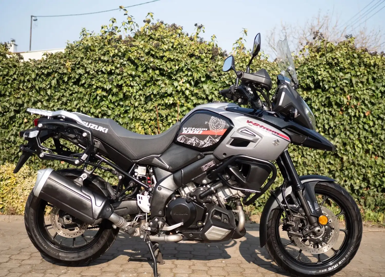 Suzuki V-Strom 1000 DL Czarny - 1