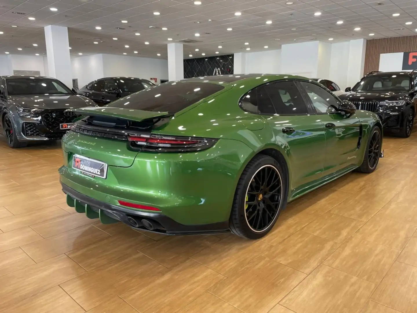 Porsche Panamera 4 10 Years Edition Aut. Verde - 2