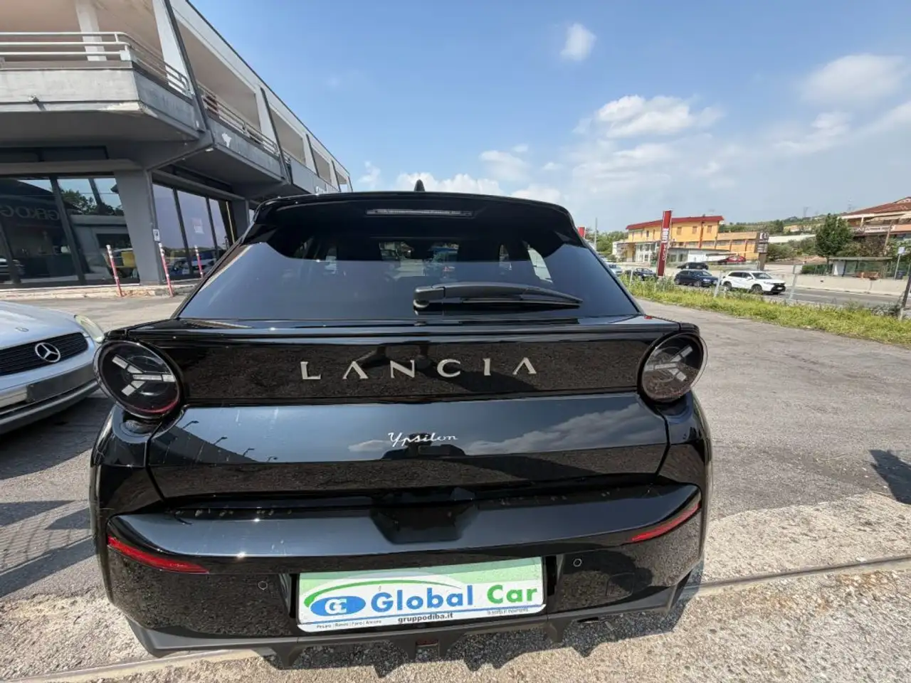 Lancia Ypsilon 2025