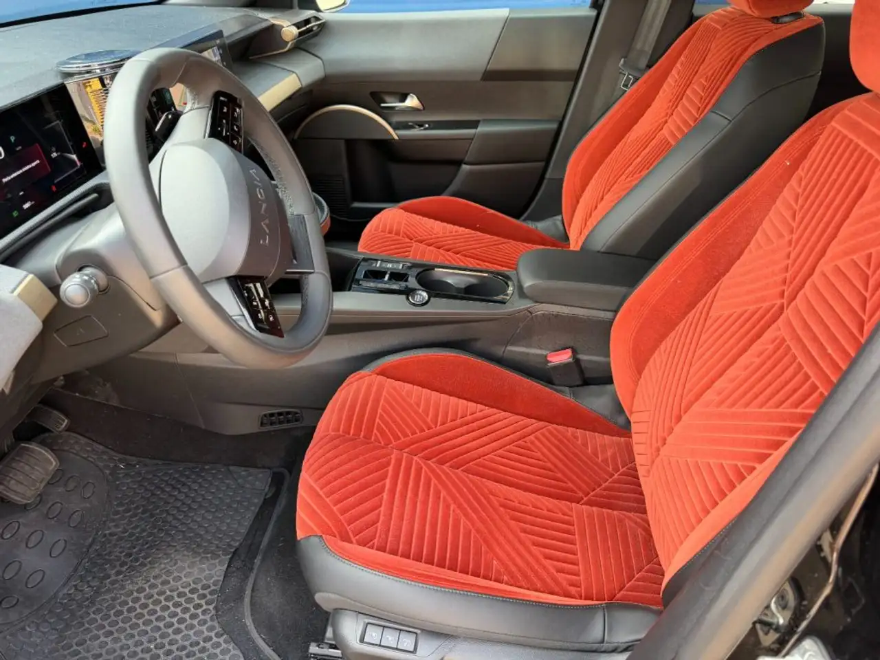 Lancia Ypsilon 2025 — фото 10