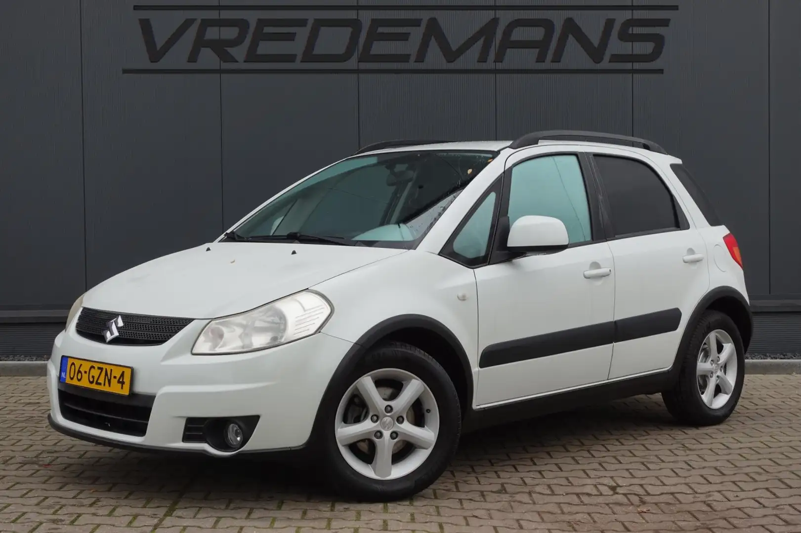 Suzuki SX4 1.6 Shogun Weiß - 1