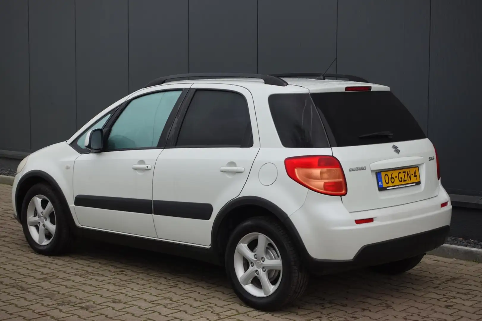 Suzuki SX4 1.6 Shogun Weiß - 2