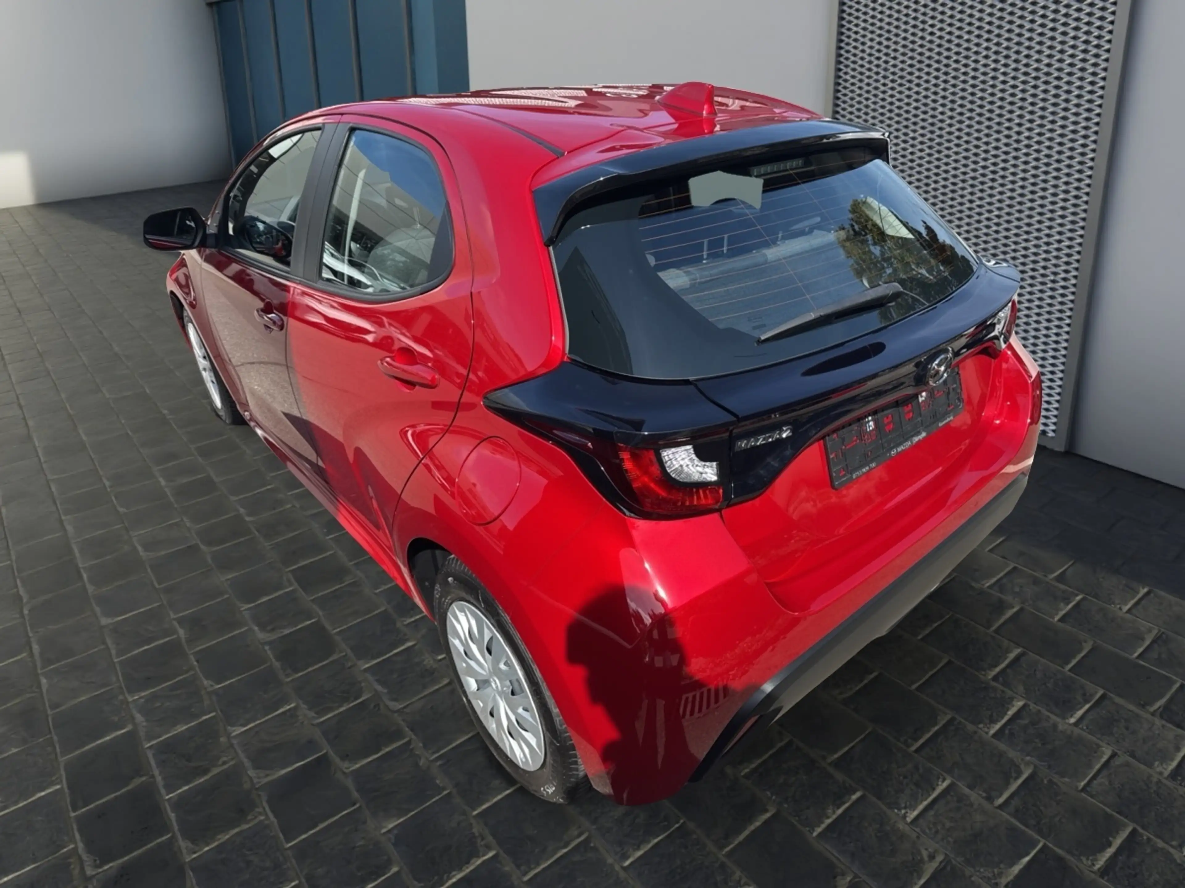 Mazda 2 Hybrid 1.5L VVT-i 116 PS AT FWD AL-PURE PLUS-P — photo 2