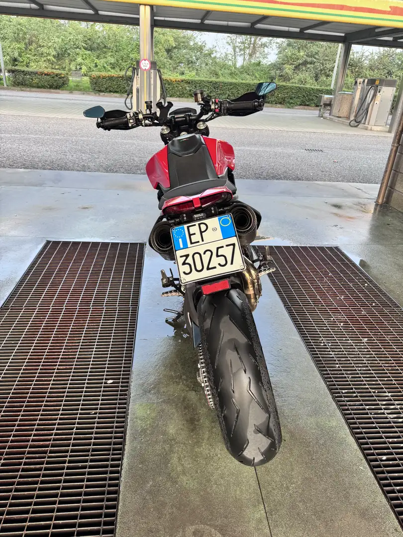 Ducati Hypermotard 950 base - 2