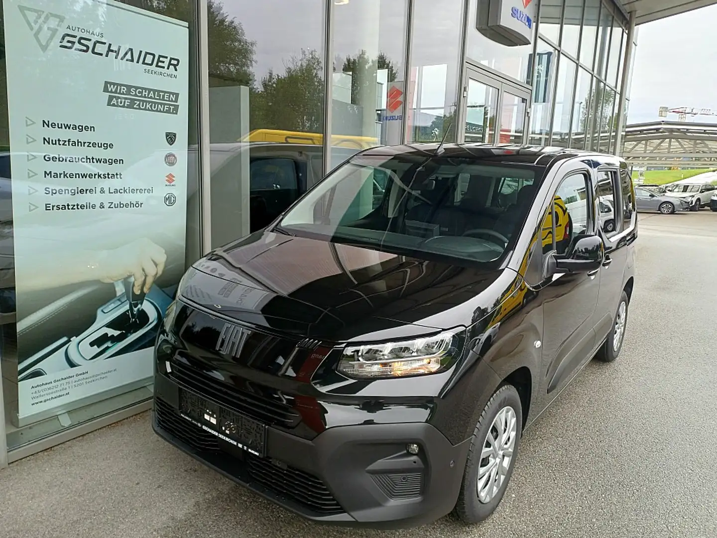 Fiat Doblo M BlueHDi 130 S&S 6-Gang-Manuell Schwarz - 1