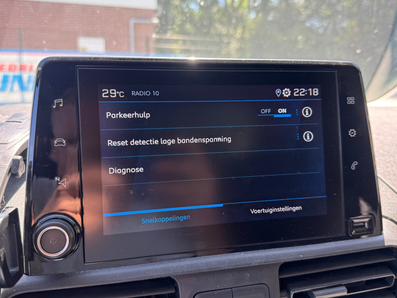Peugeot Partner 1.6 BlueHDI 75PK PREMIUM CRUISE/CARPLAY/ELEKTR.RAM — photo 23