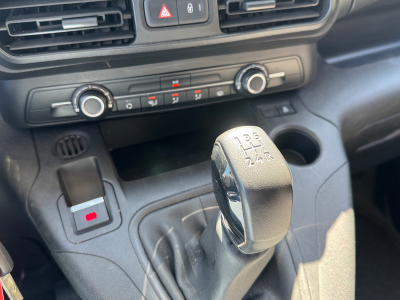 Peugeot Partner 1.6 BlueHDI 75PK PREMIUM CRUISE/CARPLAY/ELEKTR.RAM — photo 19