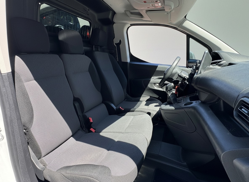 Peugeot Partner 1.6 BlueHDI 75PK PREMIUM CRUISE/CARPLAY/ELEKTR.RAM — photo 14