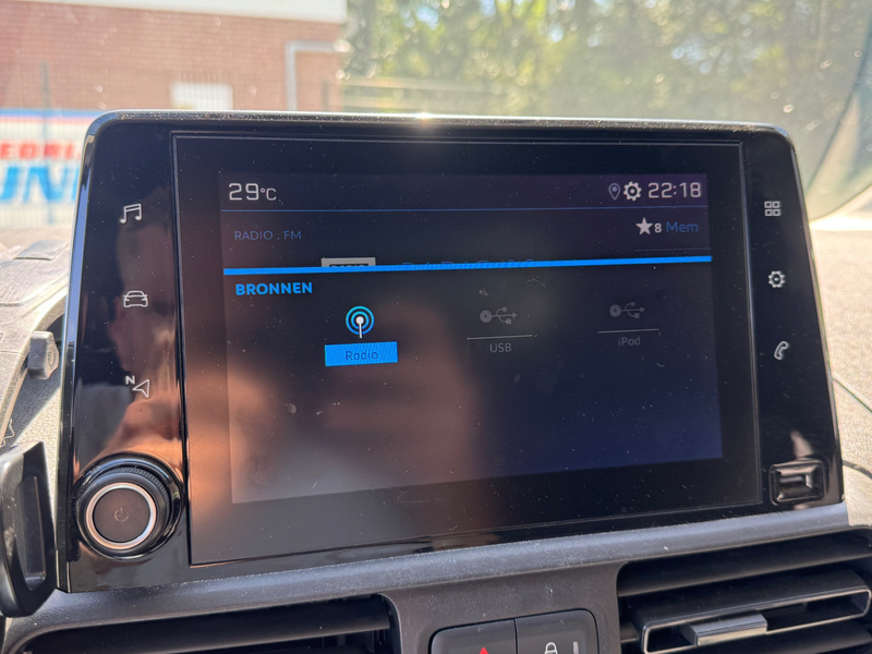 Peugeot Partner 1.6 BlueHDI 75PK PREMIUM CRUISE/CARPLAY/ELEKTR.RAM — photo 22