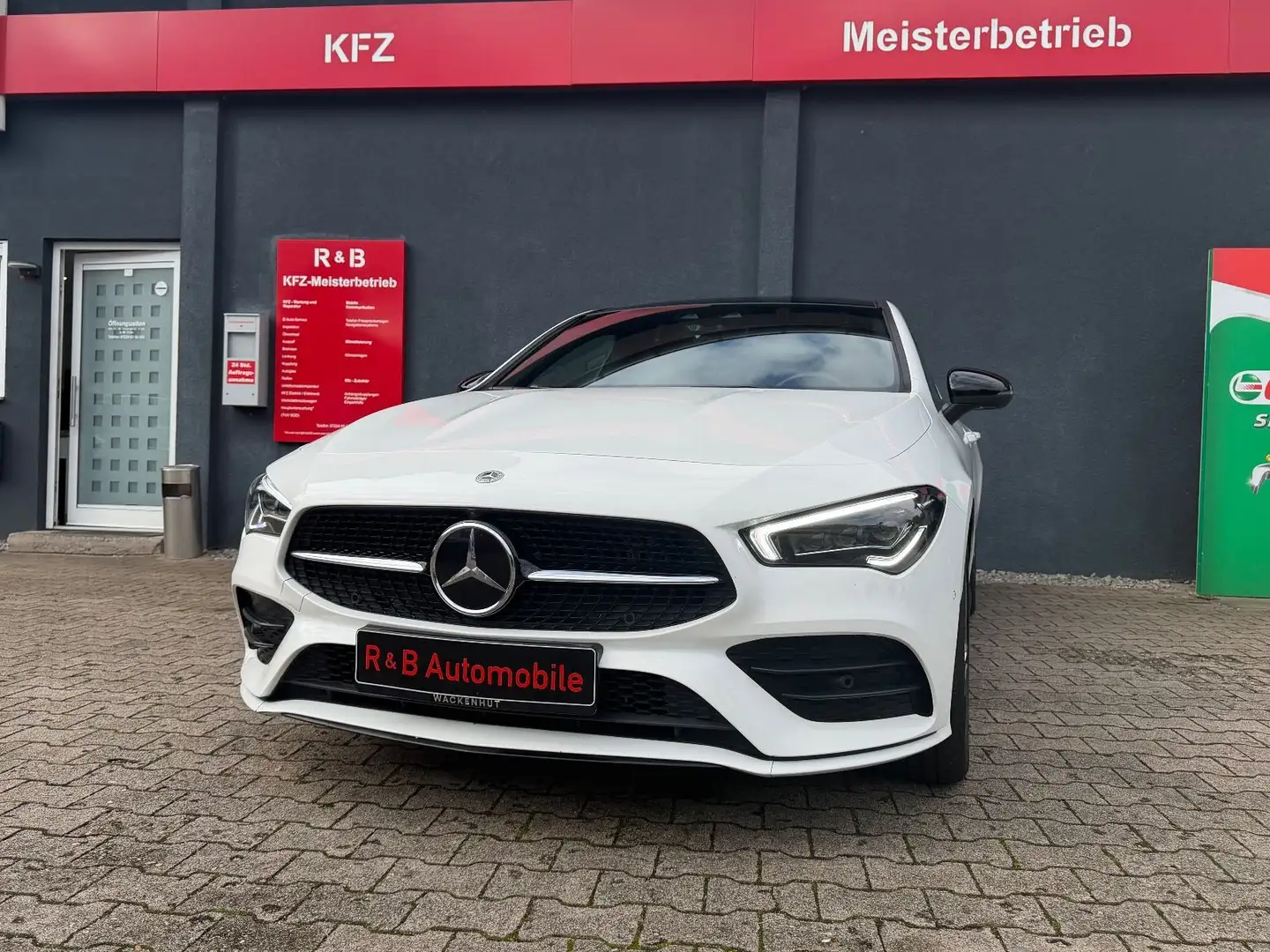 Mercedes-Benz CLA 250 e Edition*LED*360*Kamera*Navi*ACC*Pano* Blanc - 2