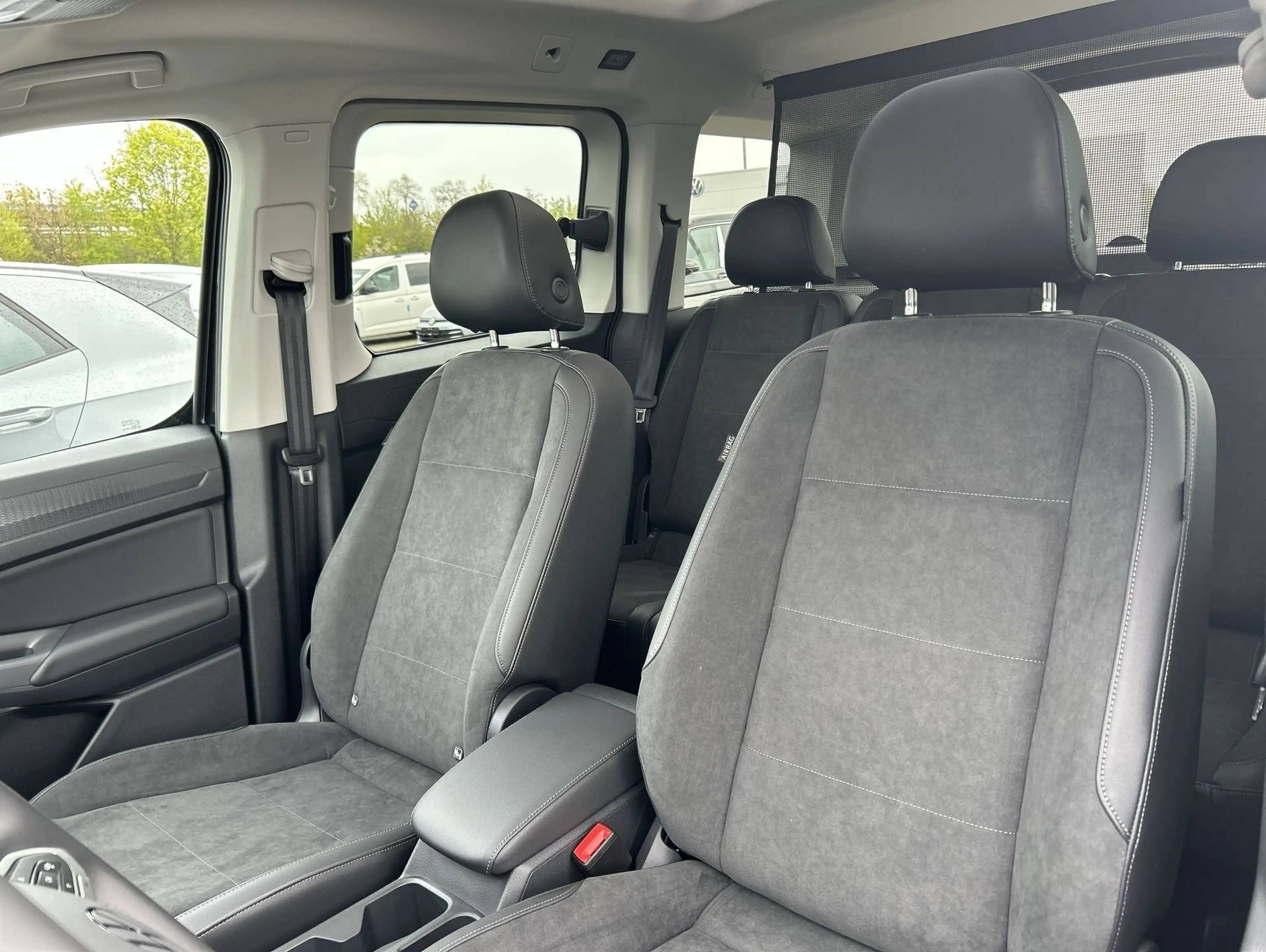 Volkswagen Caddy NFZ  Life 5-Sitzer Motor: 1.5 l TSI EU6 85 kW Getr — photo 8