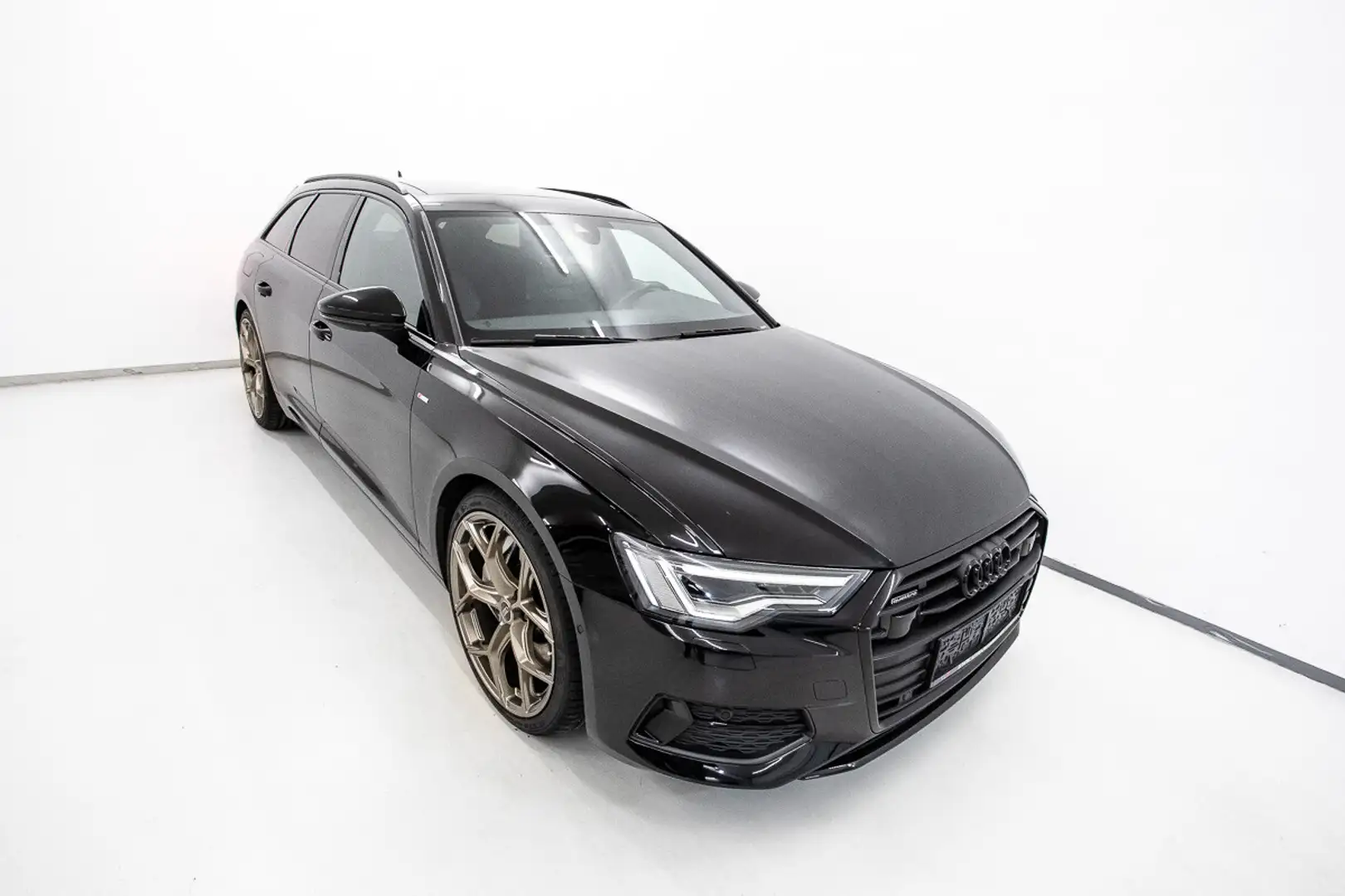 Audi A6 Avant 50 TFSI e PHEV quattro S-tronic Schwarz - 2