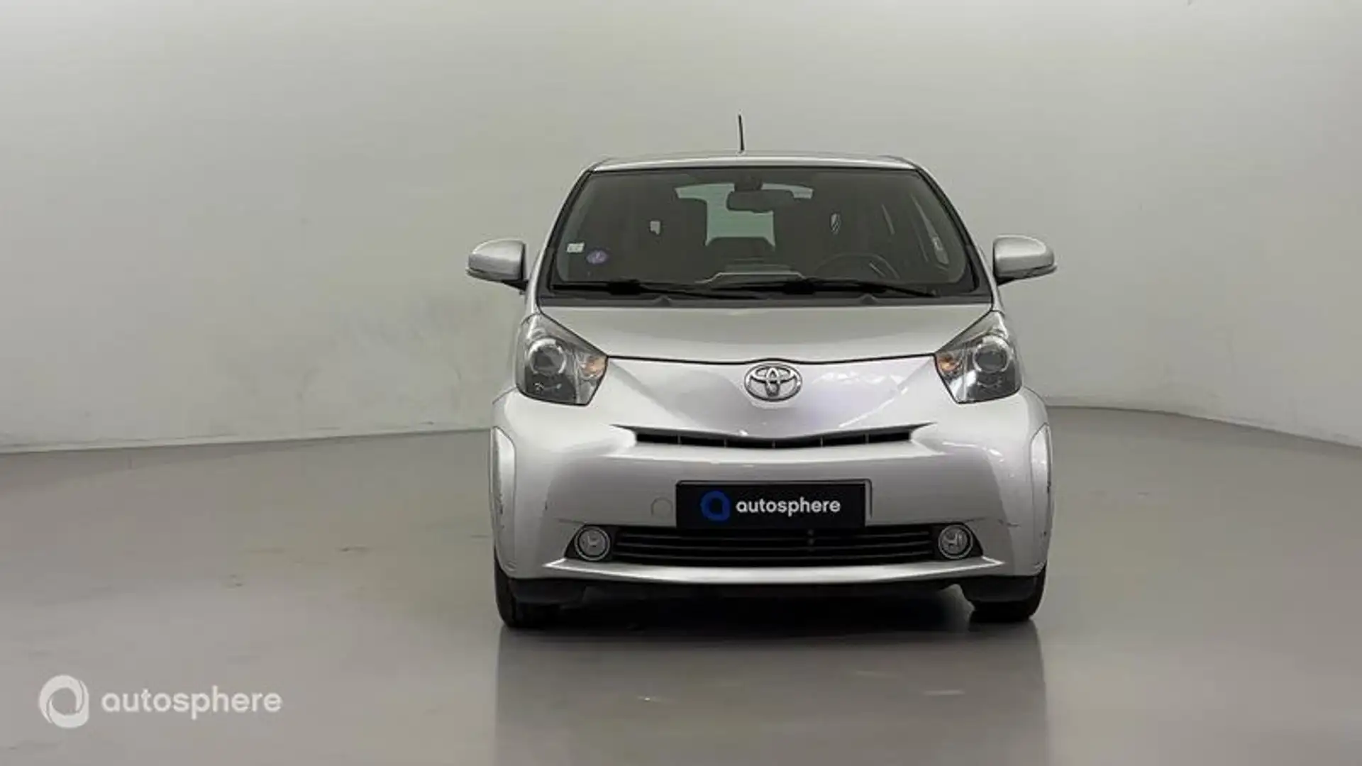 Toyota iQ 68 VVT-i iQ² MultiDrive - 2