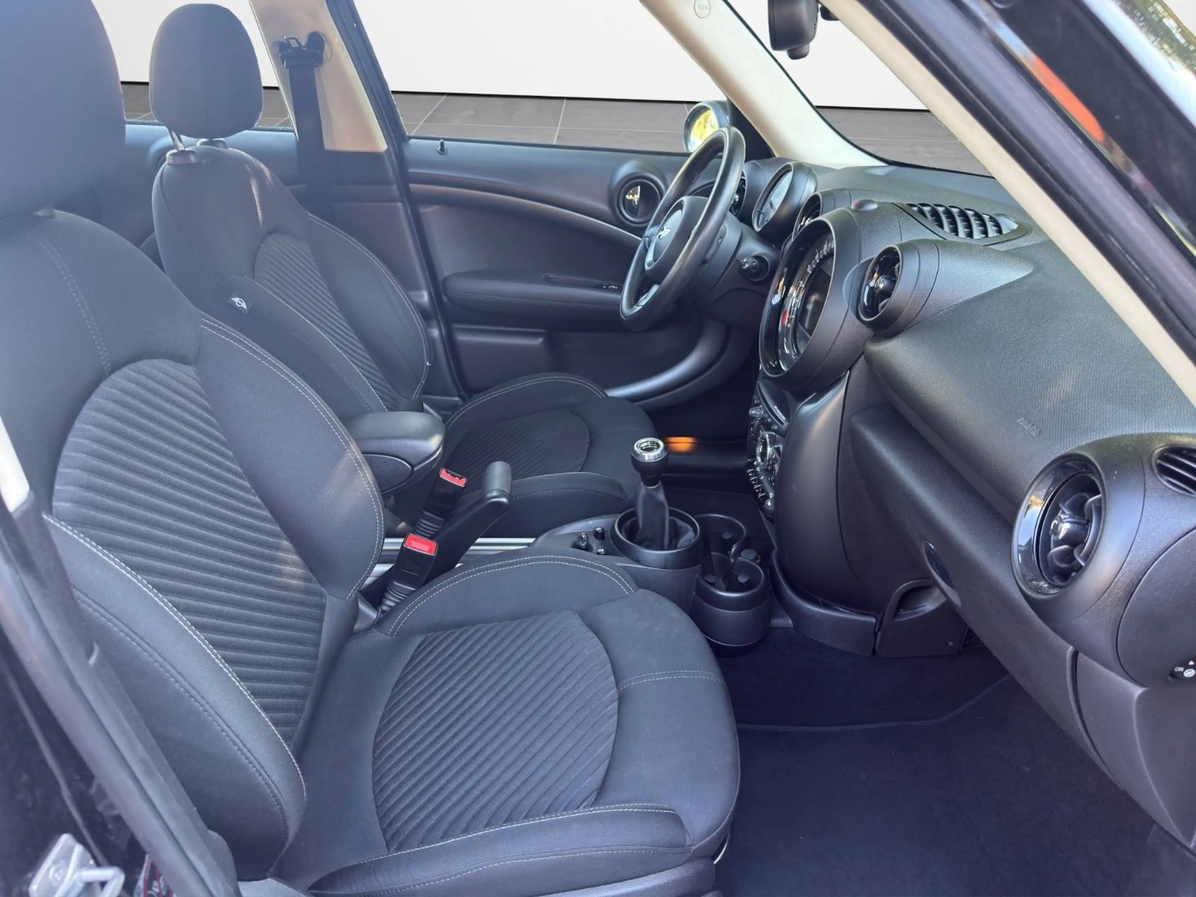 MINI Cooper S Countryman — photo 12