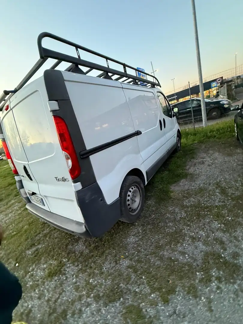 Renault Trafic - 2