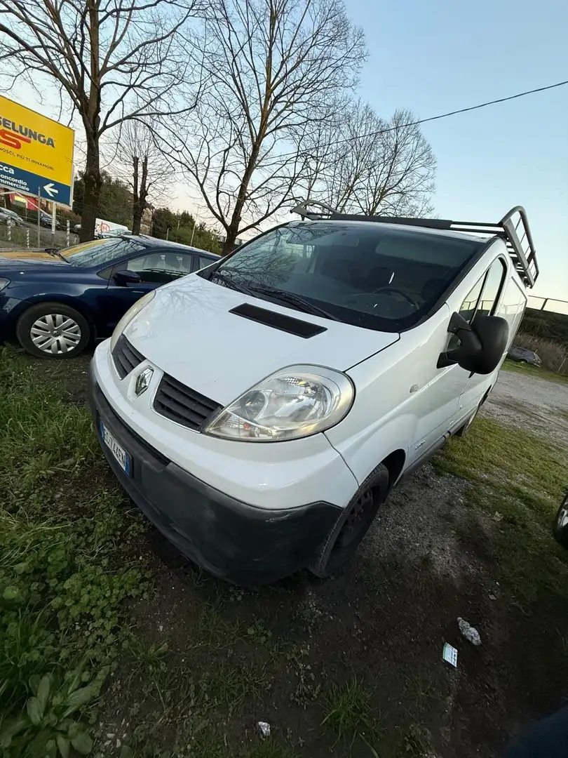 Renault Trafic - 1
