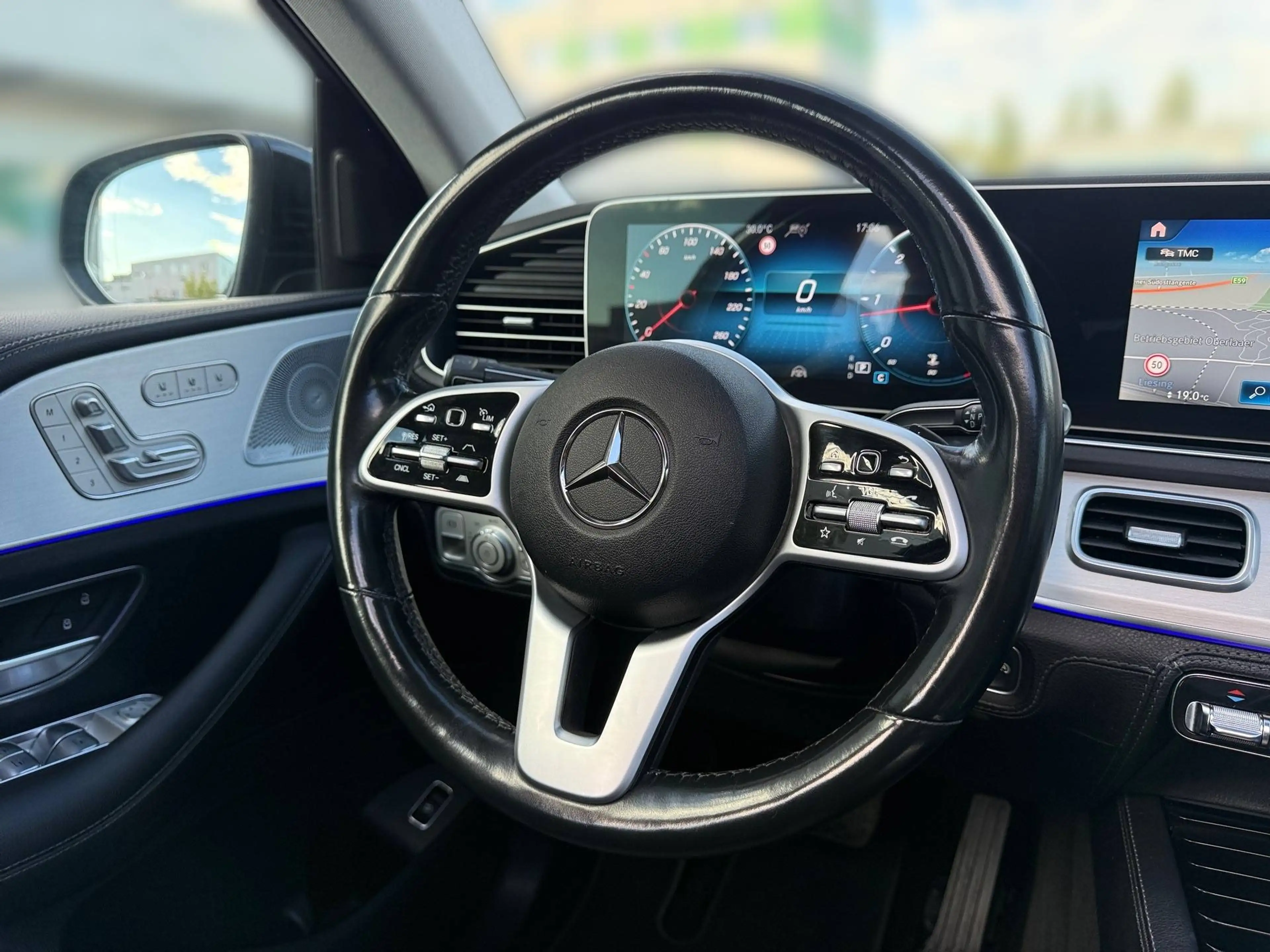 Mercedes-Benz GLE 350 GLE 350 d 4Matic Aut. | AMG-Line | Panorama | — photo 15