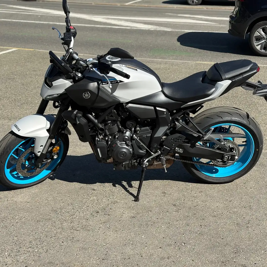 Yamaha MT-07 Blanc - 1