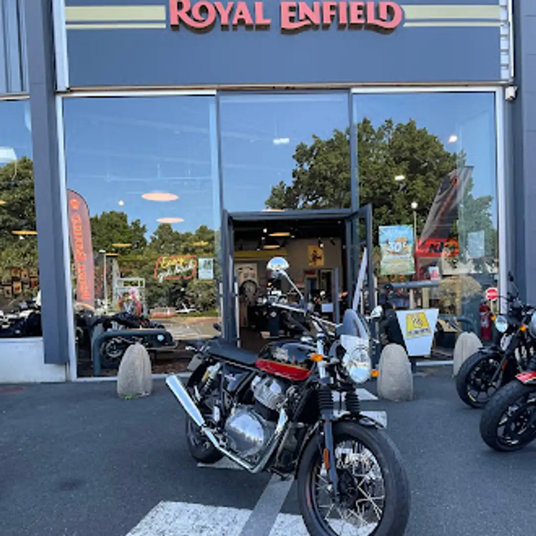 Royal Enfield Interceptor Noir - 2