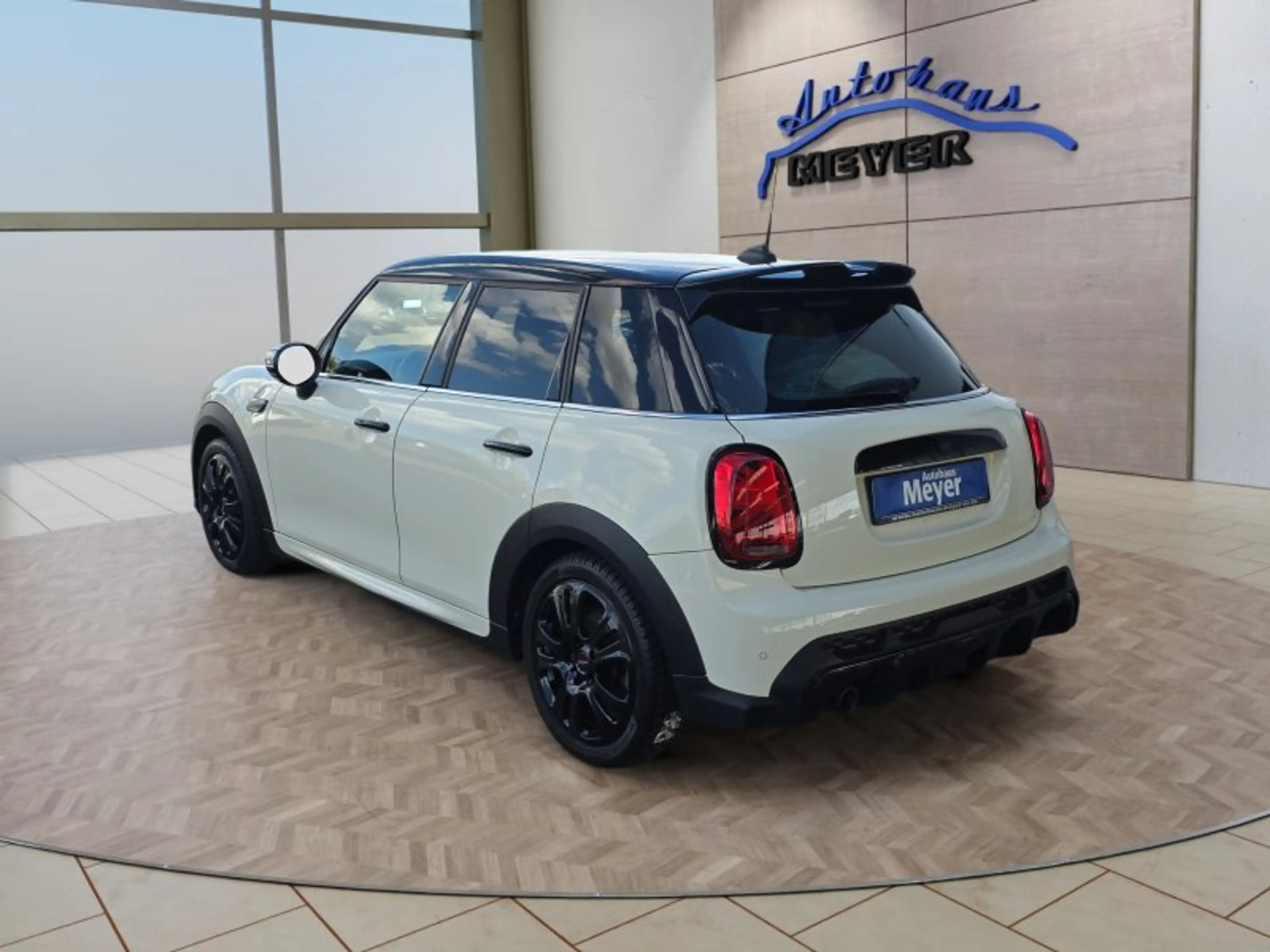 MINI John Cooper Works 8*Alu/Voll-LED/Navi/Sitzhz. — photo 3