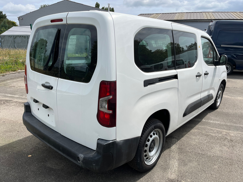 Peugeot Partner 1.5-L2-DBL DEUREN 8678€+BTW/TVA — photo 5