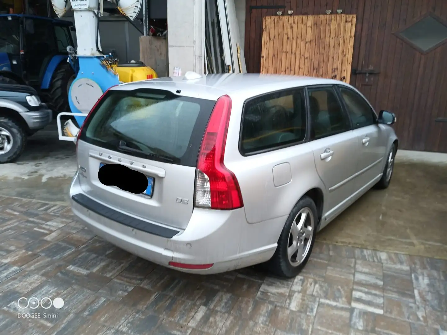 Volvo V50 V50 1.6 d2 Polar 115cv Stříbrná - 2