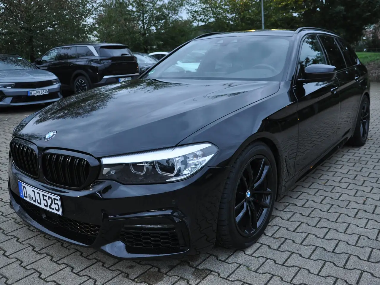BMW 525