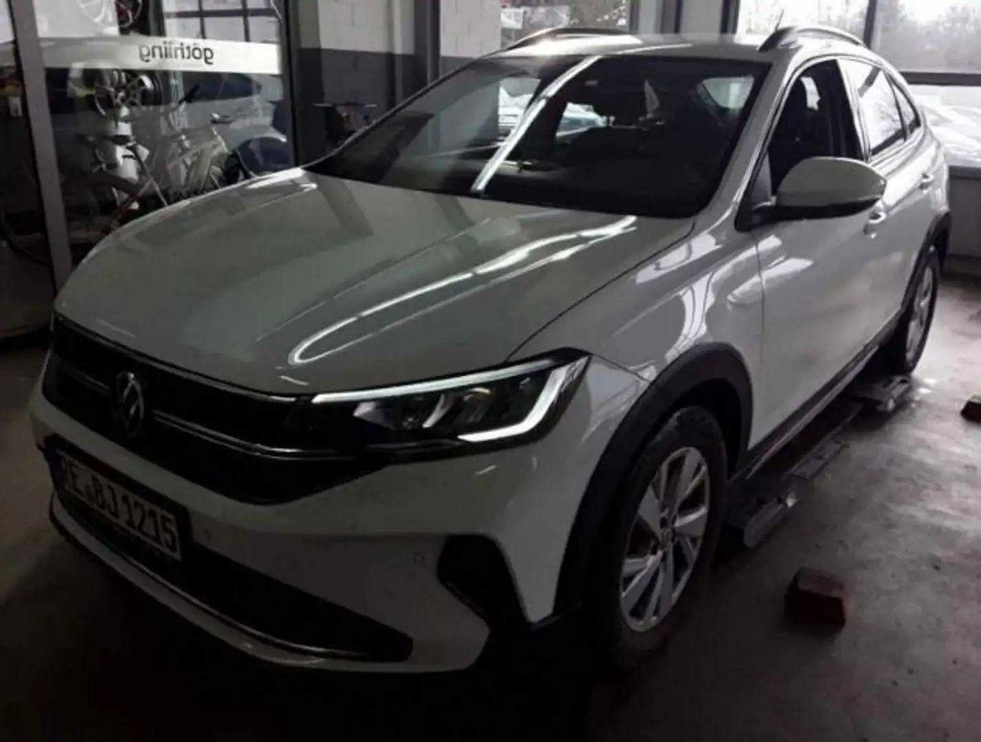 Volkswagen Taigo Life 1,0 l TSI OPF 70 kW (95PS) 5-Gang Weiß - 2