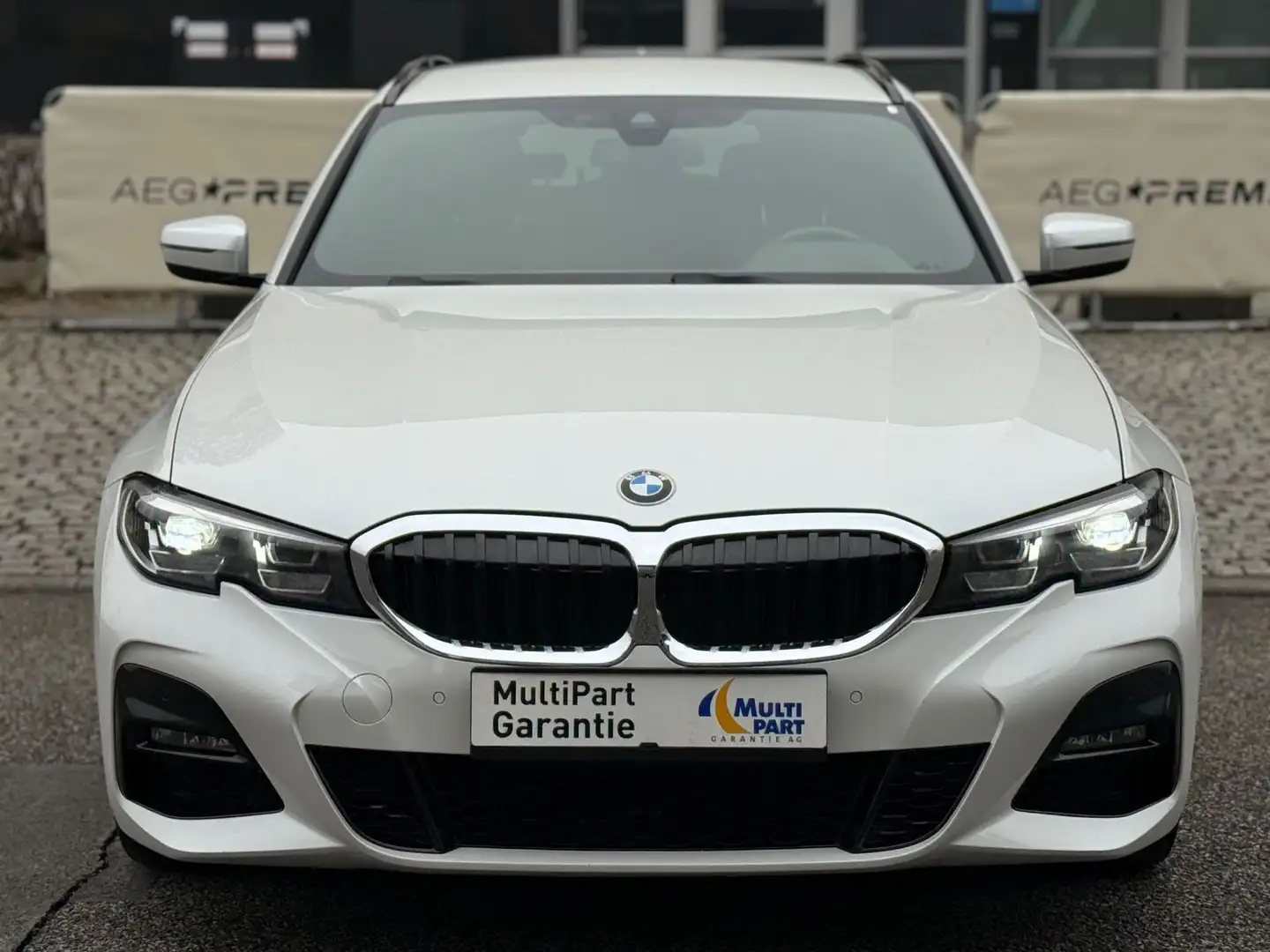 BMW 320 d xDrive Touring MSport//*ALCANTARA*//*LED*/ Blanc - 2