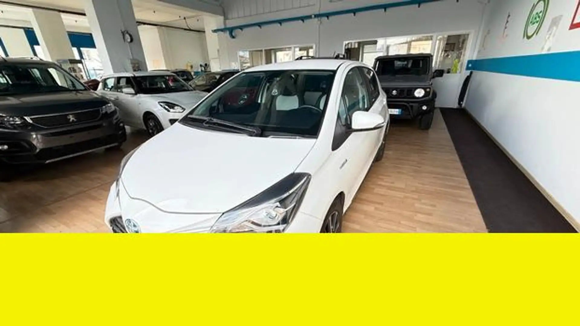 Toyota Yaris cool Bianco - 1