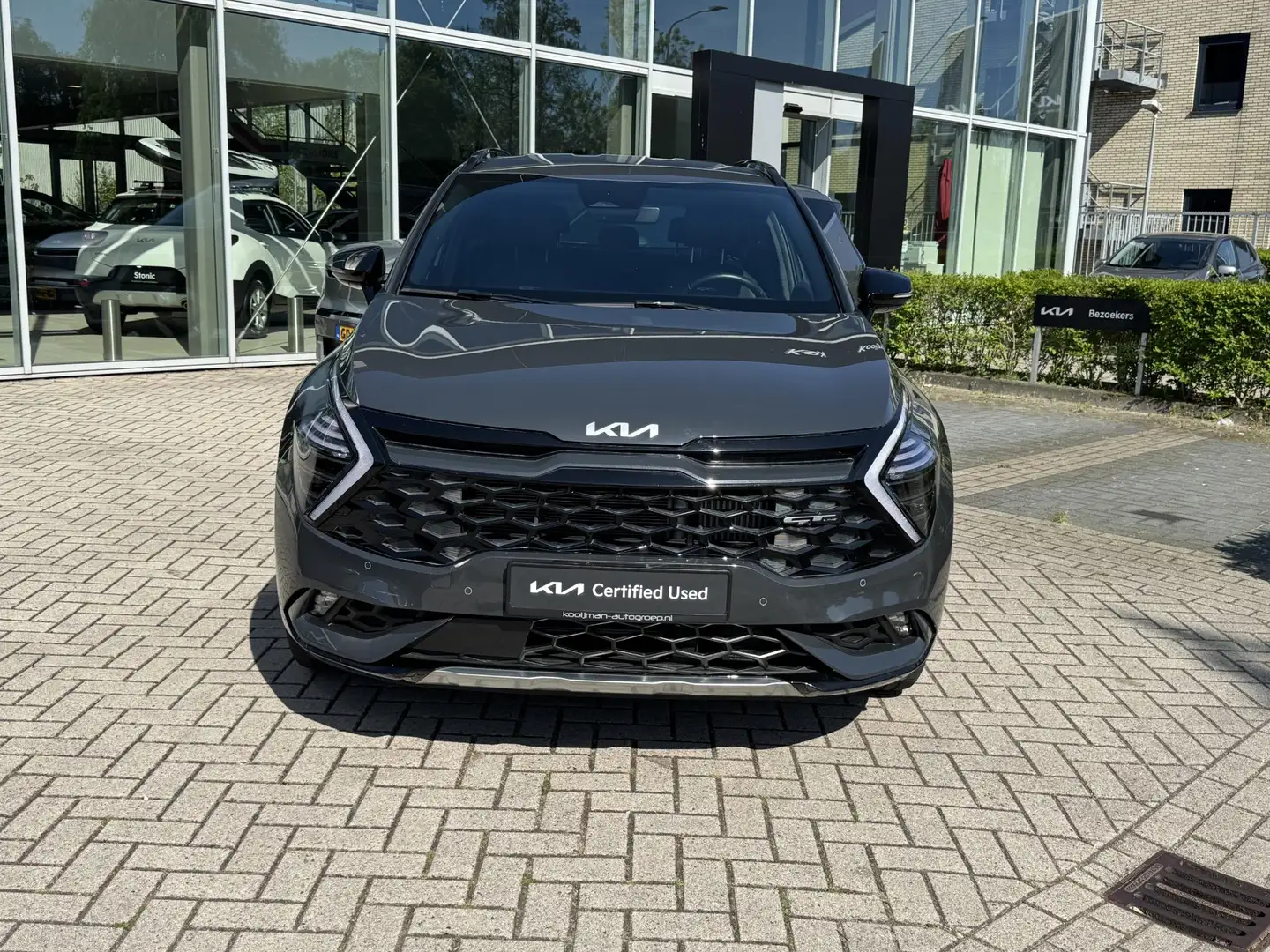 Kia Sportage 1.6 T-GDi Hybrid GT-Line Grijs - 2