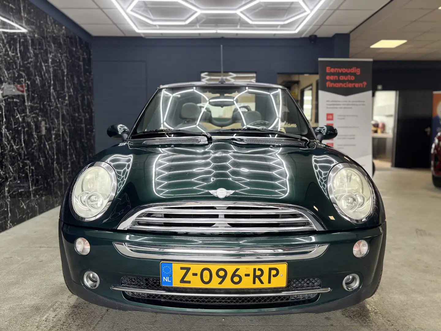 MINI Cooper Cabrio Mini 1.6 Chili Groen - 2