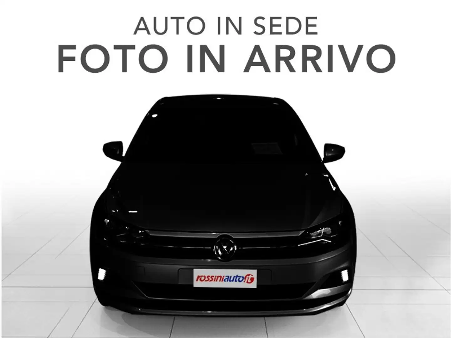Volkswagen Golf 8 2.0 TDI 116 CV DSG LIFE + R17 VENTURA BI-COLOR Grigio - 1