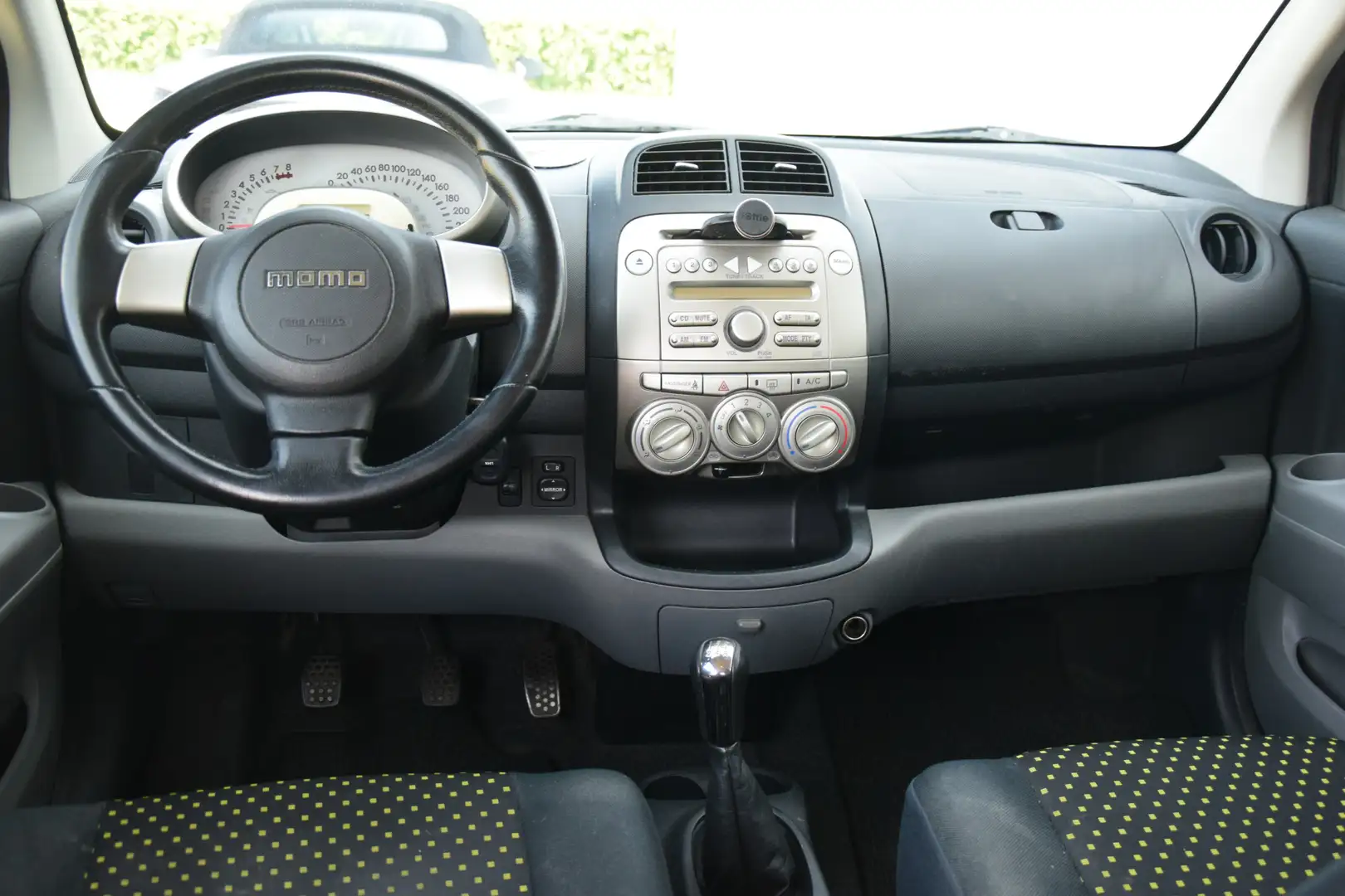 Daihatsu Sirion 2 1.3-16V Comfort Airco Grijs - 2