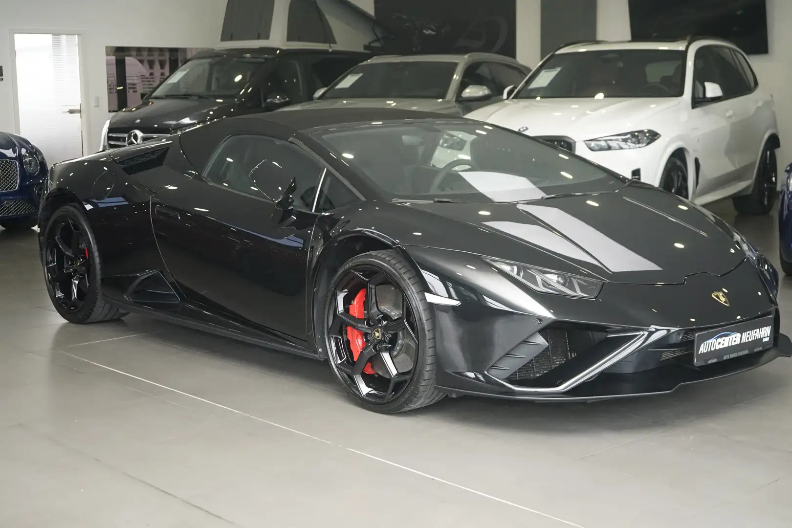 Lamborghini Huracán EVO SPAYDER+NAVI+KAMERA+ELEKTRISCH+TEMPO Zwart - 1