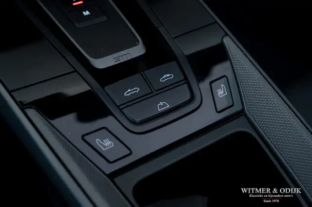 Porsche 911 view 30