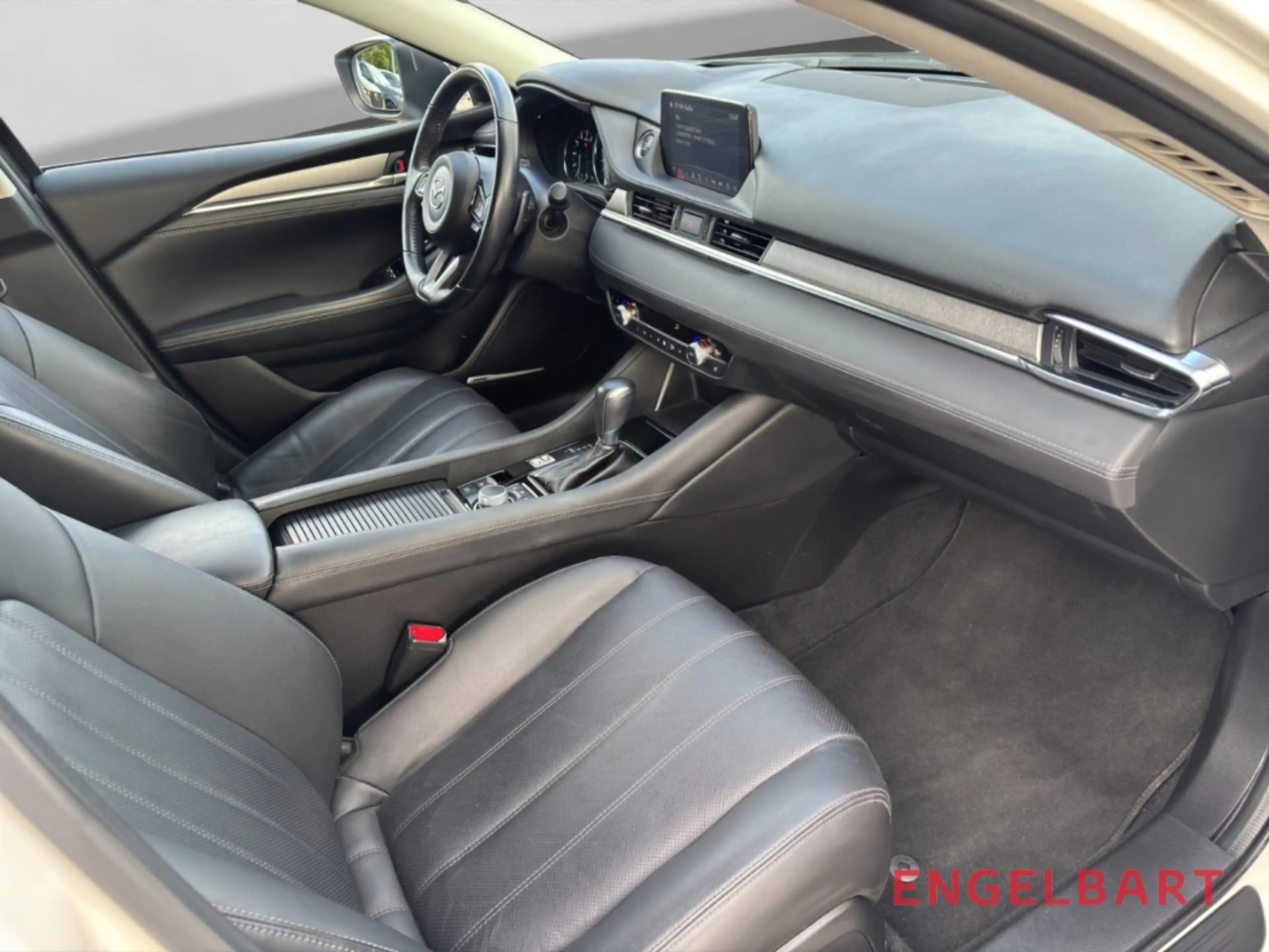 Mazda 6 Kombi Exclusive-Line HUD Navi Leder LED Dyn. Kurve — photo 11