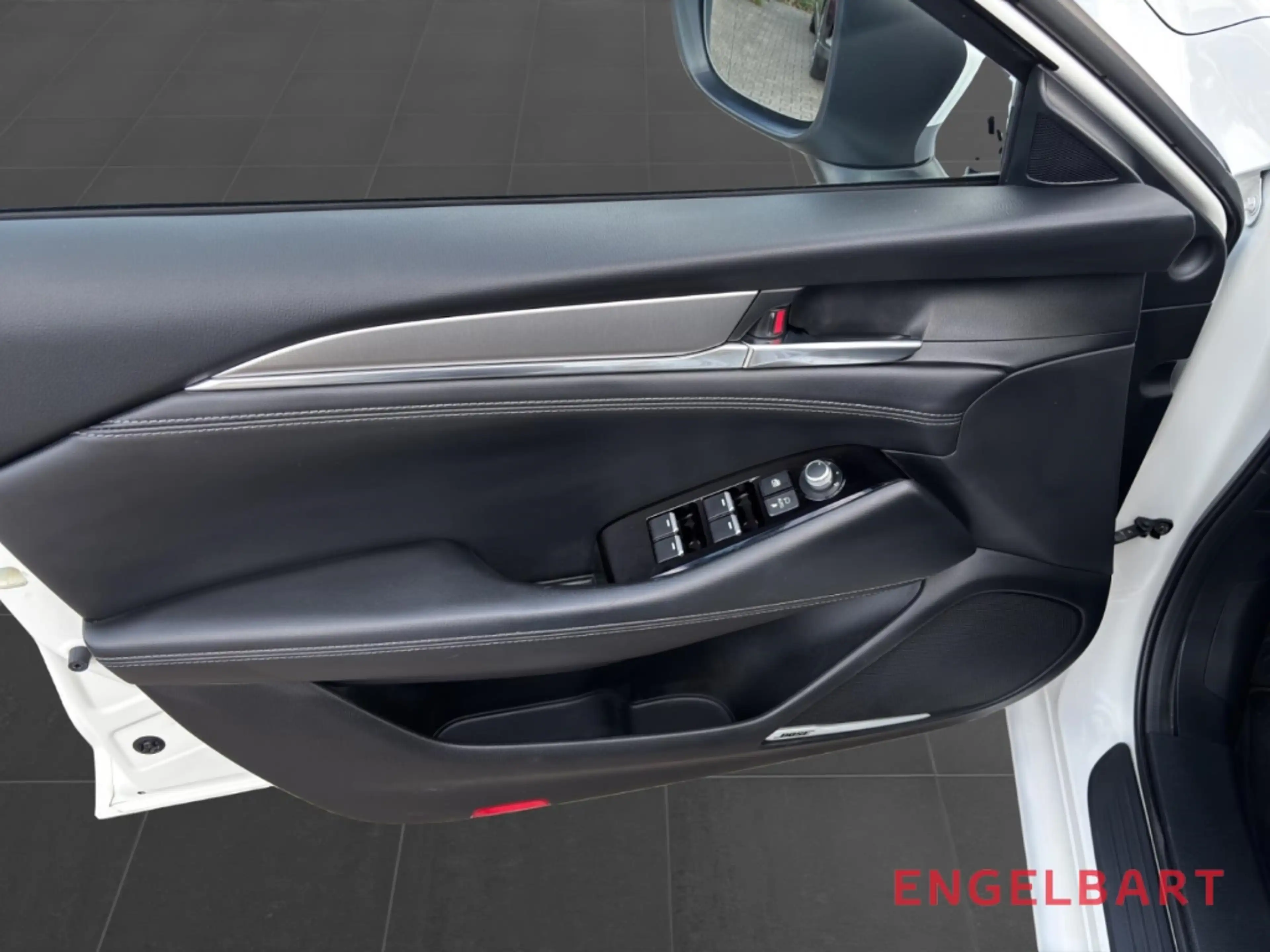 Mazda 6 Kombi Exclusive-Line HUD Navi Leder LED Dyn. Kurve — photo 10