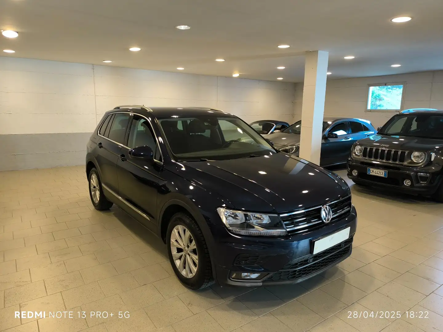 Volkswagen Tiguan Tiguan 2.0 tdi Business 150cv dsg Blauw - 2
